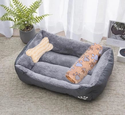 Aura Base - Candy-Colored Warm Pet Kennel, Square Nest Bed for Small and Medium Dogs.
