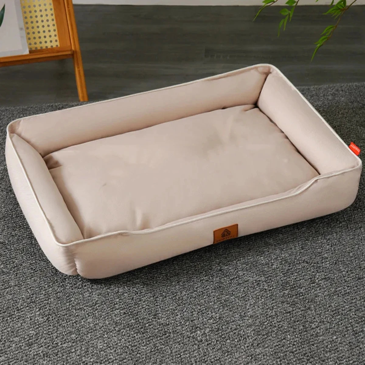 AURABASE /All Season Square Luxury Pet Bed, Bite-Resistant and Waterproof