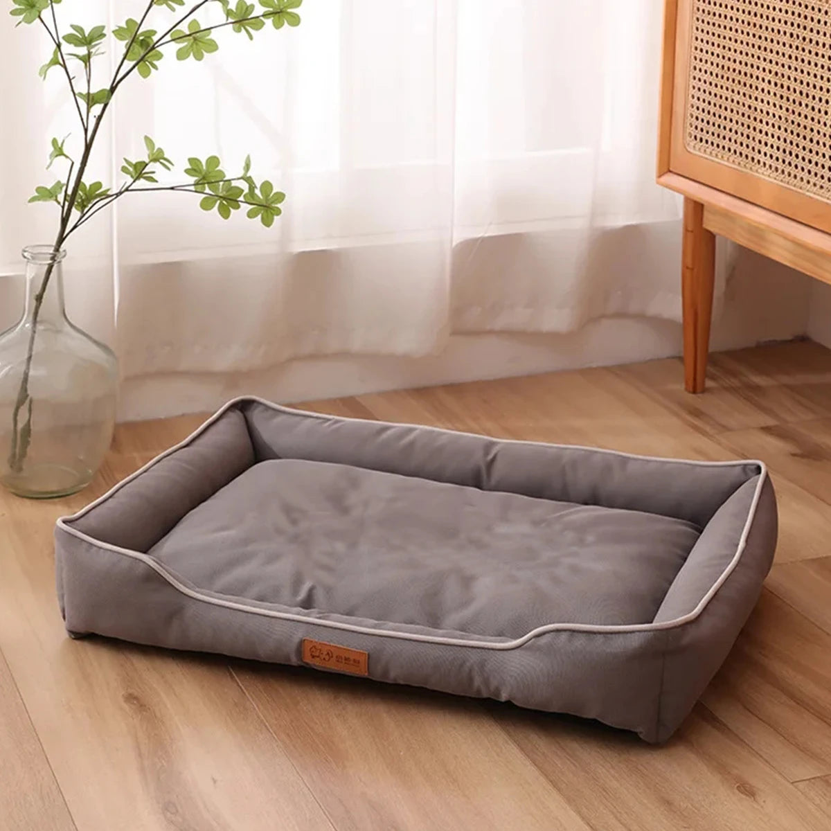 AURABASE /All Season Square Luxury Pet Bed, Bite-Resistant and Waterproof