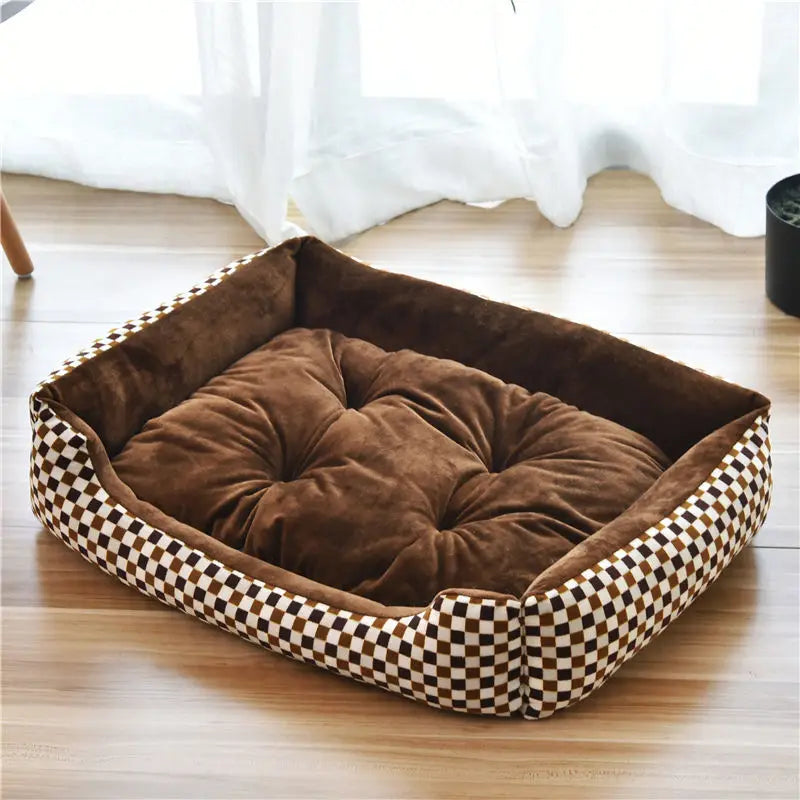 Aura Base - Candy-Colored Warm Pet Kennel, Square Nest Bed for Small and Medium Dogs.