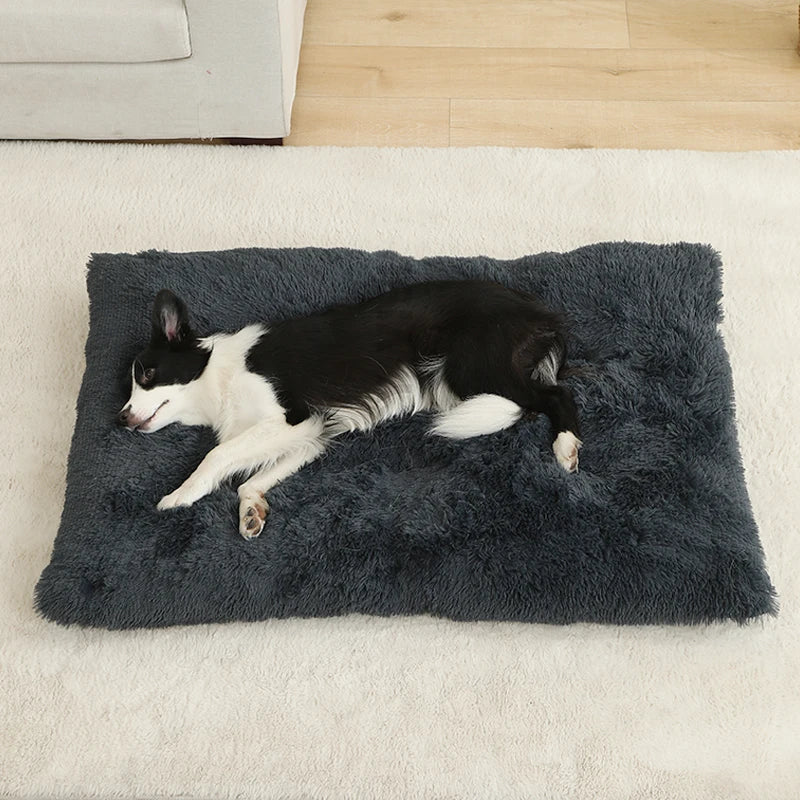 AURABASE - Long Plush Pet Bed, Soft Calming Mat for Dogs and Cats.